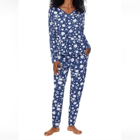 DKNY Women’s Small PJ set blue and white flowers - Picture 3 of 3